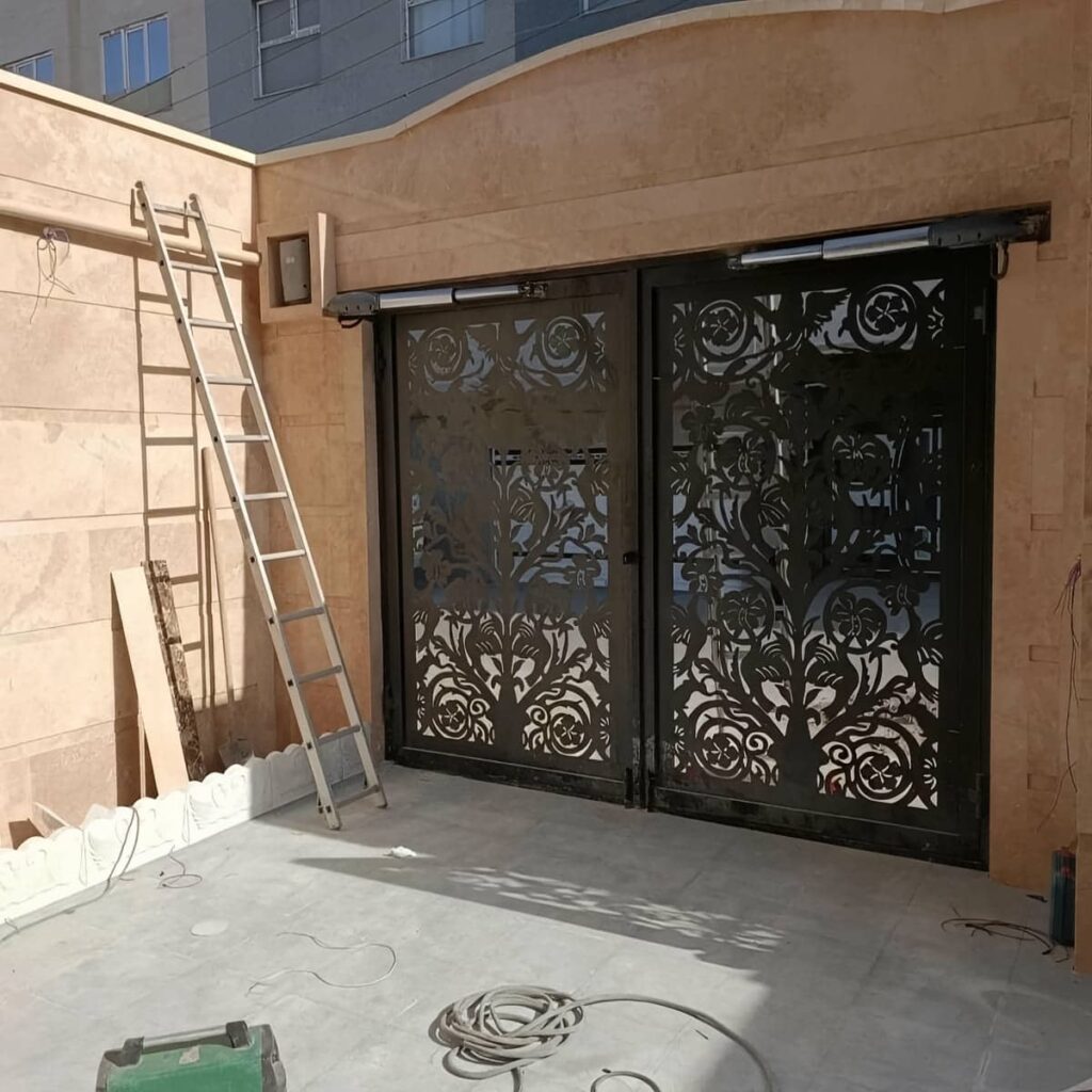جک درب پارکینگ با فضای بازشوی محدود