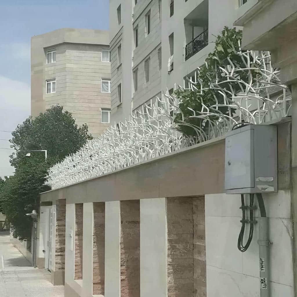 حفاظ دیوار فلزی مشکی در استان خراسان جنوبی