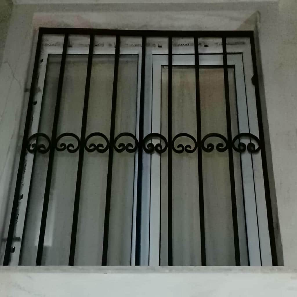 حفاظ پنجره آهنی زیر آبچکان نما در استان اصفهان
