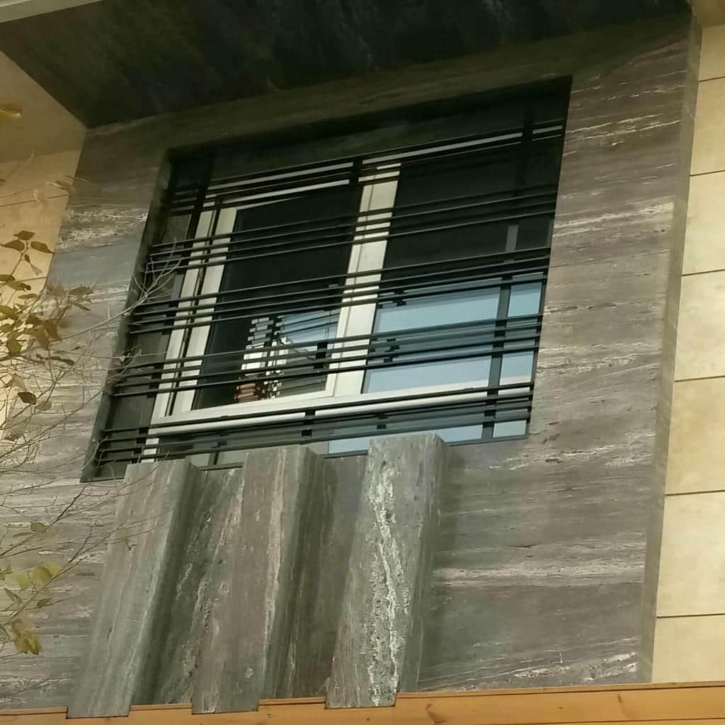 حفاظ پنجره سفارشی با قاب سنگی استان خراسان شمالی