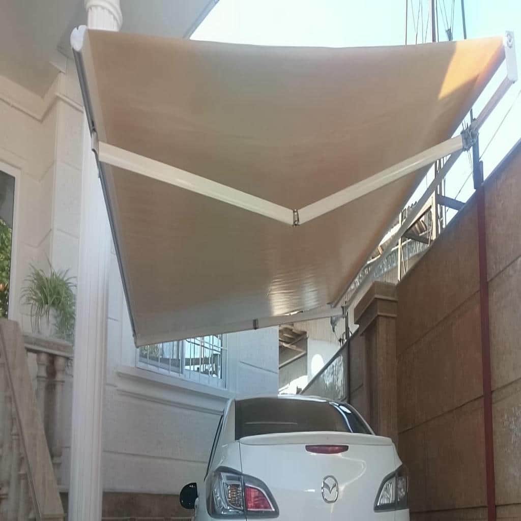 سایبان برقی جمع شونده برای پارکینگ مسکونی