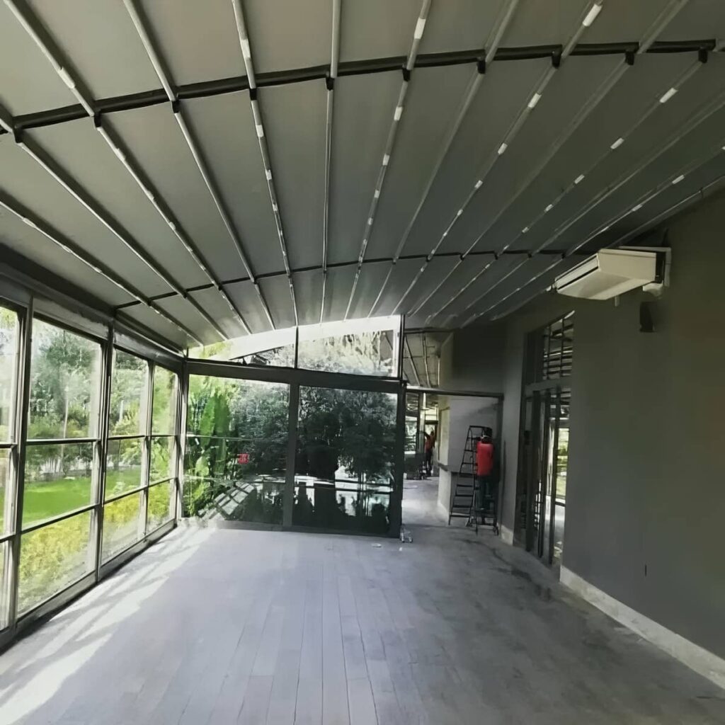 سایبان برقی در گرگان برای پارکینگ با دهانه عریض سایبان برقی در گرگان برای پارکینگ با دهانه عریض