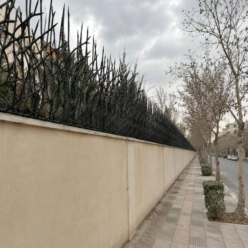مدل شاخ گوزنی برای محوطه ویلایی در استان لرستان