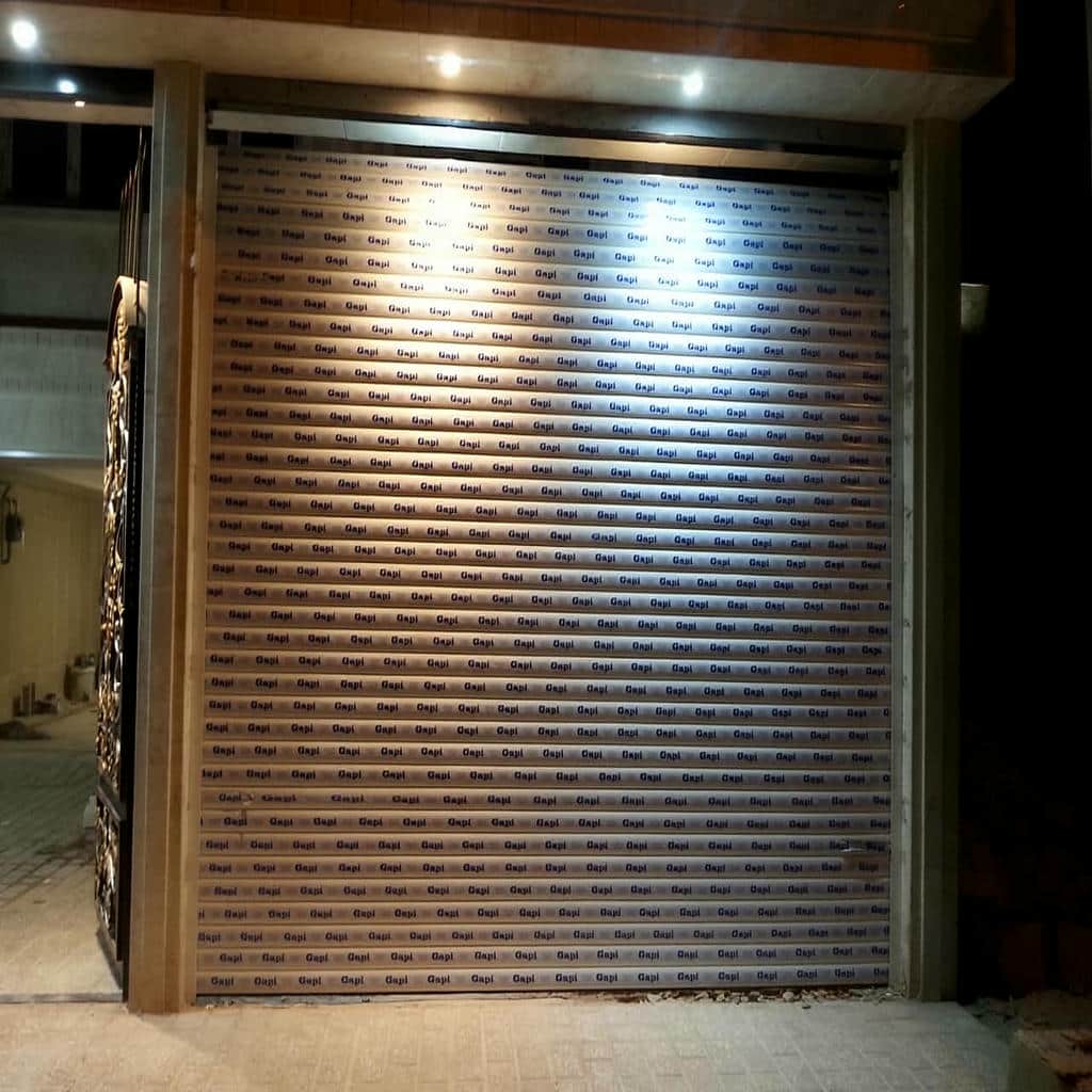 کرکره برقی ریموت دار پارکینگ مسکونی کرکره برقی ریموت دار پارکینگ مسکونی