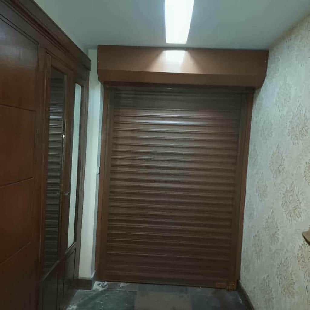 کرکره برقی نمای ساختمان در زاهدان کرکره برقی نمای ساختمان در زاهدان