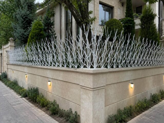 حفاظ دیوار فلزی مشکی برای محوطه سنندج مرکز تخصصی حفاظ دیوار در سنندج و حومه