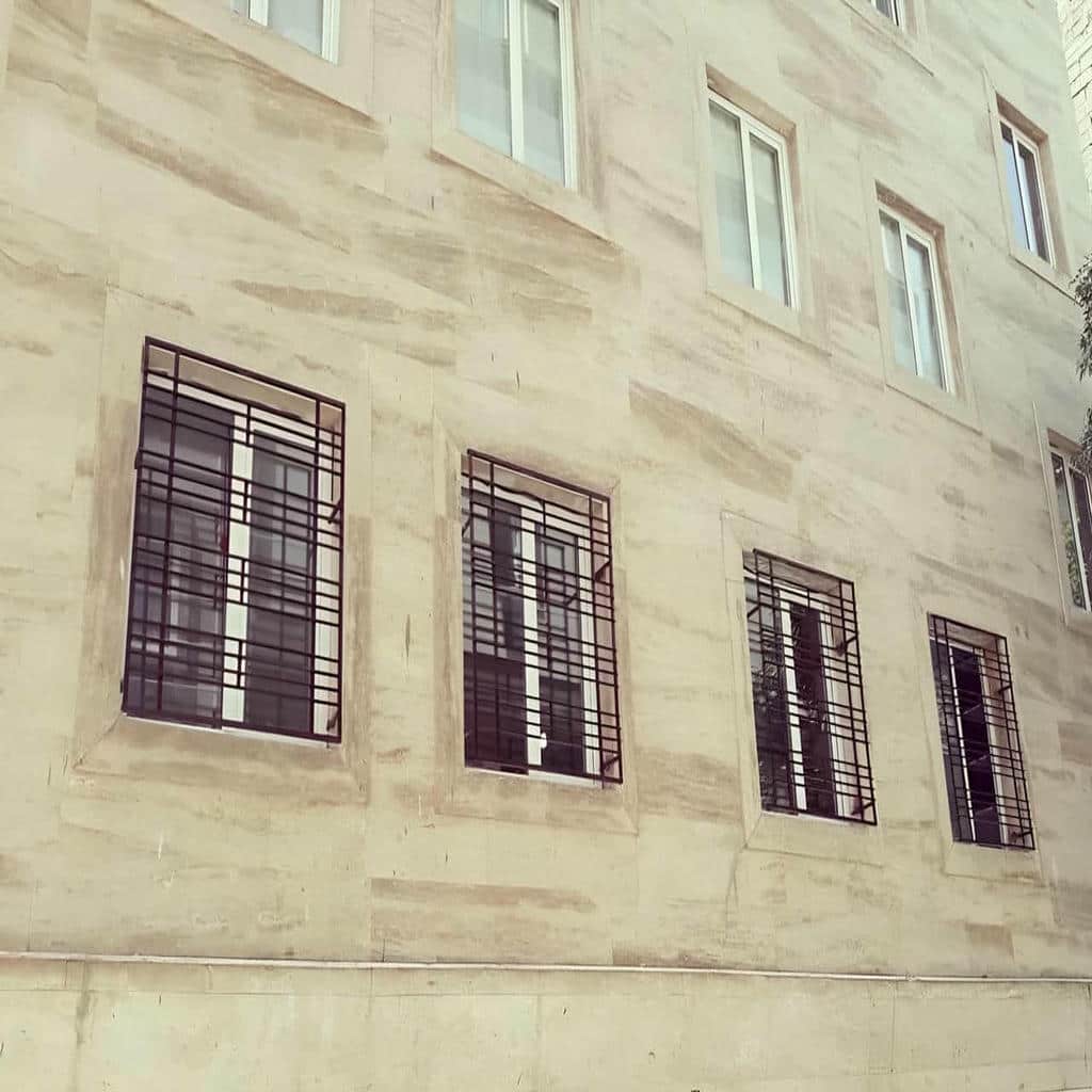حفاظ پنجره فلزی مشکی در استان همدان مرکز تخصصی حفاظ پنجره برای پروژههای استان همدان